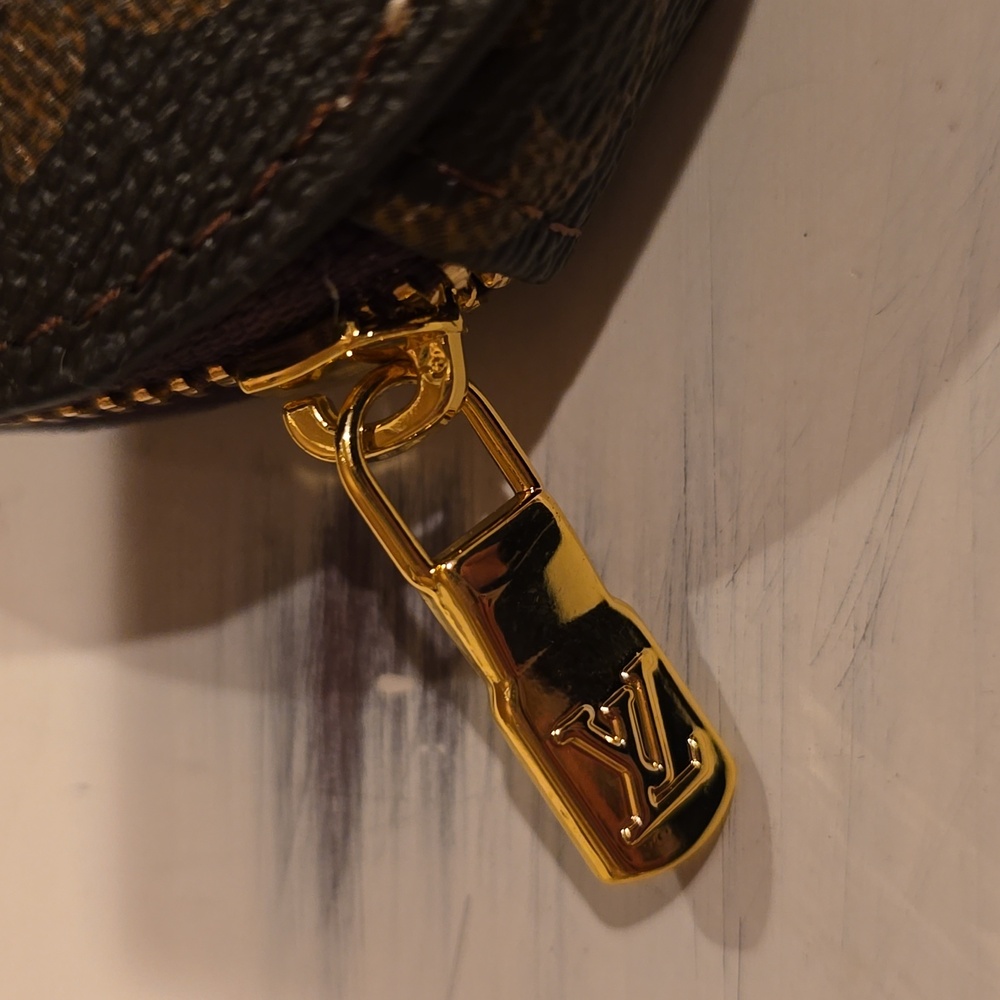 Luxury Coin Pouch - Picture 2 of 5